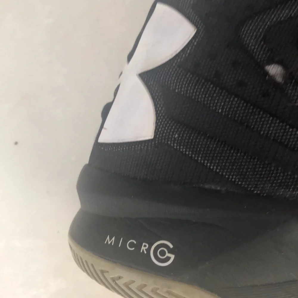 Under Armor Men’s Micro G Sneakers